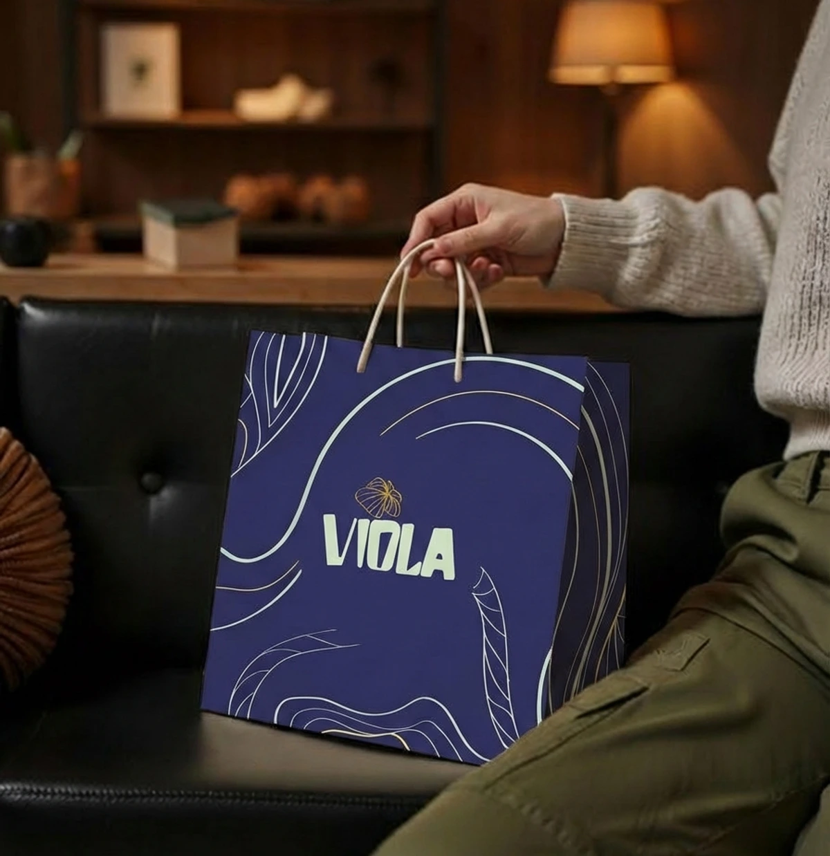 Viola shopping bag mockup